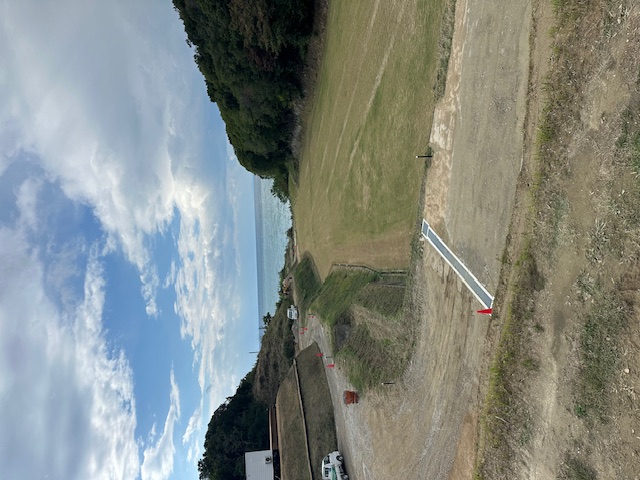 リゾート施設内の整った芝生